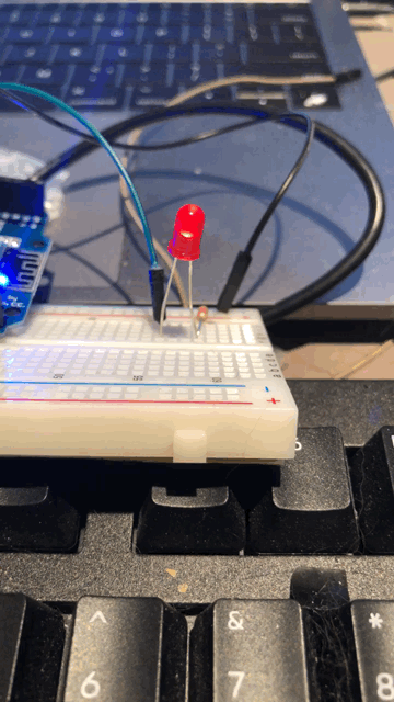 MicroPython Fade LED PWM